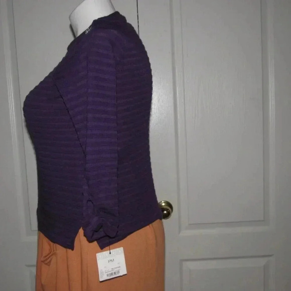 NWT LIZ CLAIBORNE Long Sleeve Crew Neck Purple Sweater Size PM (Petite Medium) - Picture 2 of 6